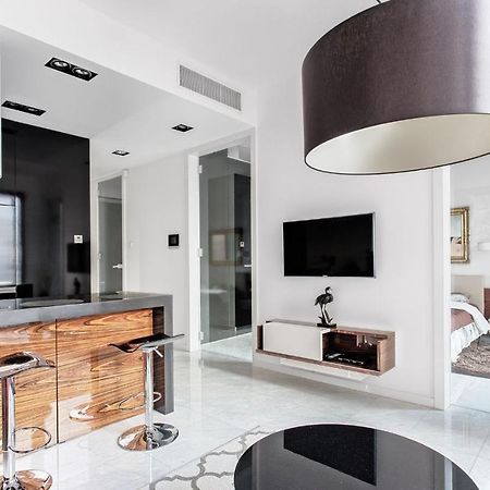Piekna Apartment วอร์ซอ ภายนอก รูปภาพ