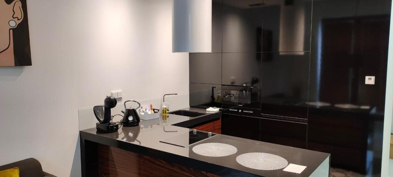 Piekna Apartment วอร์ซอ ภายนอก รูปภาพ