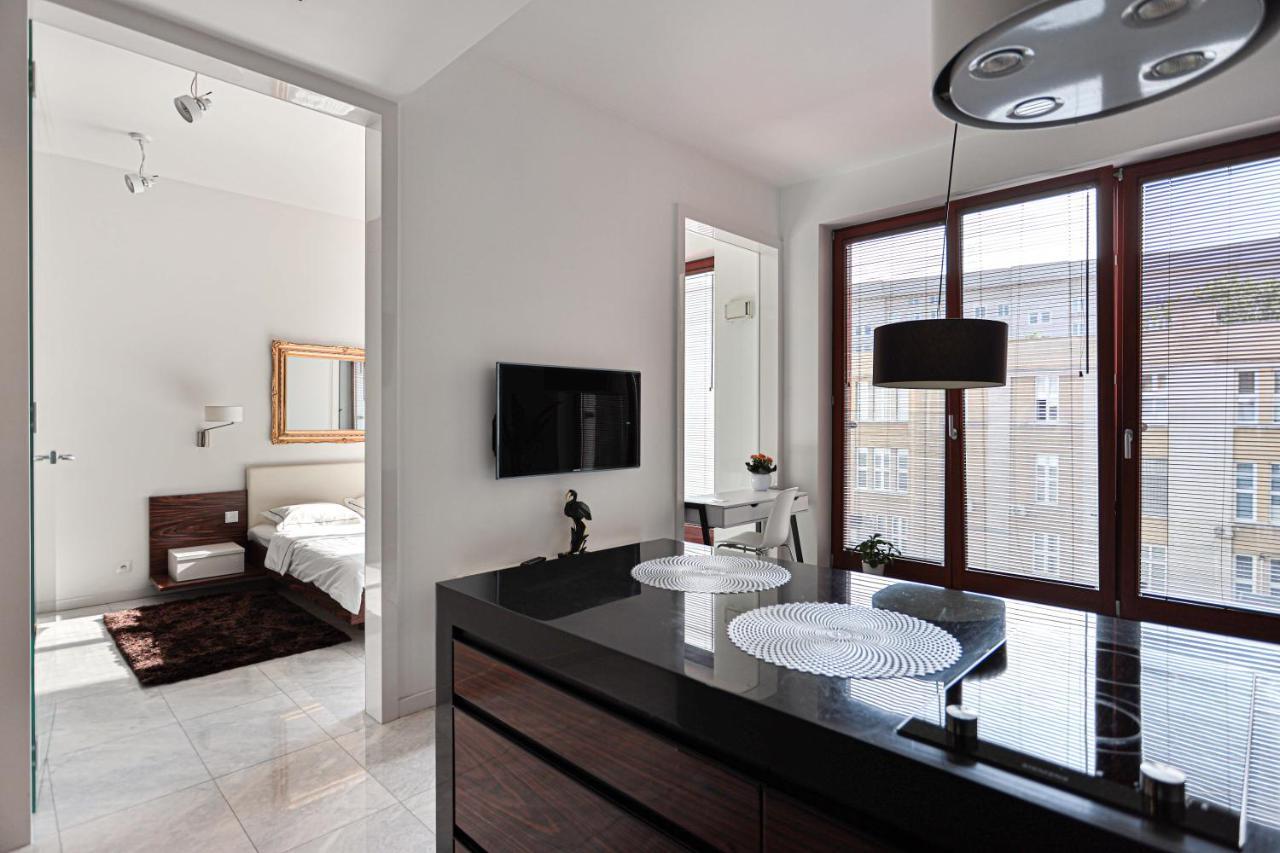 Piekna Apartment วอร์ซอ ภายนอก รูปภาพ